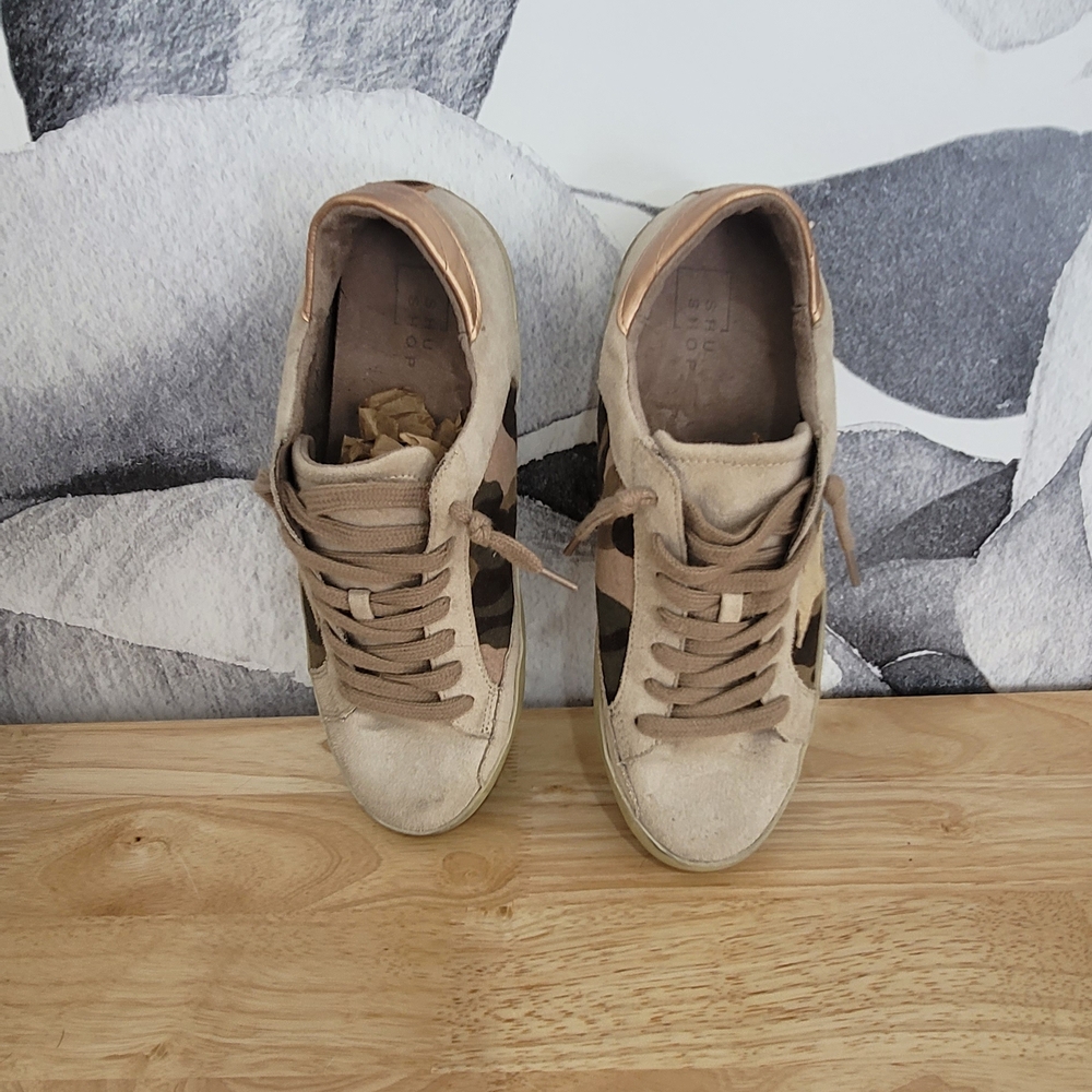 ShuShop Taupe Camo Sneakers with Gold Star - Picture 4 of 4